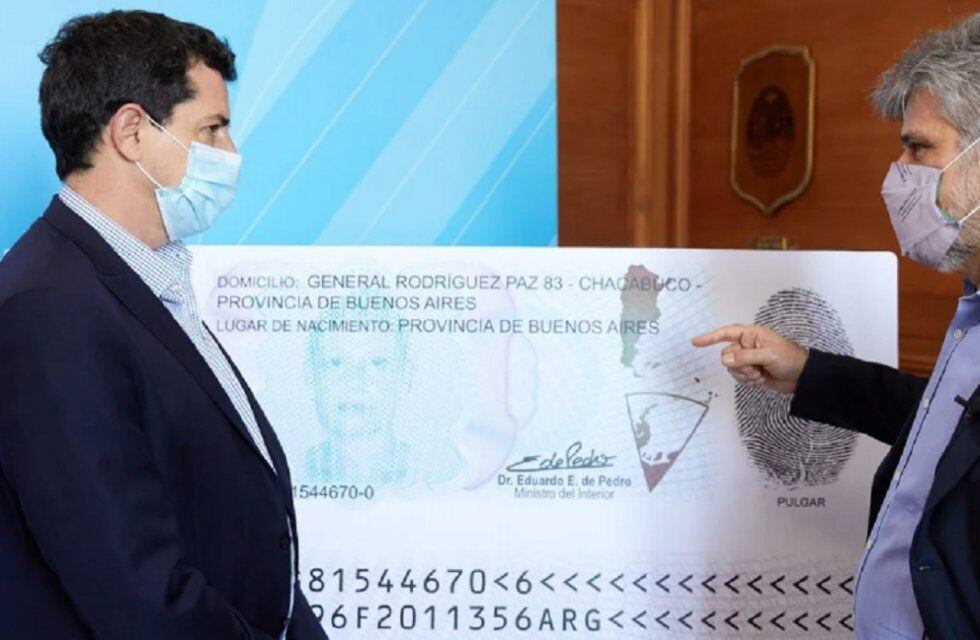 El Gobierno presentó oficialmente el nuevo diseño del DNI