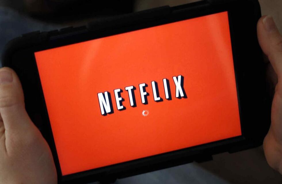 Amigos, pareja o familia: quién da las mejores recomendaciones de Netflix