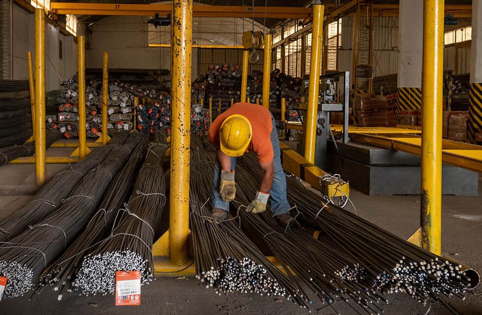 Metalúrgicos de Rafaela advierten sobre la falta de chapas