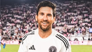 El ídolo argentino fue elegido jugador del partido.