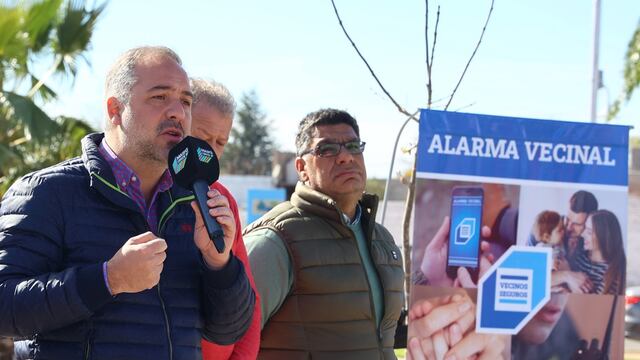 Maipú continúa con la colocación de alarmas vecinales en diferentes barrios