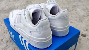 Bajó el dólar en Chile: esto es lo que valen unas zapatillas Adidas para el Día del Padre.