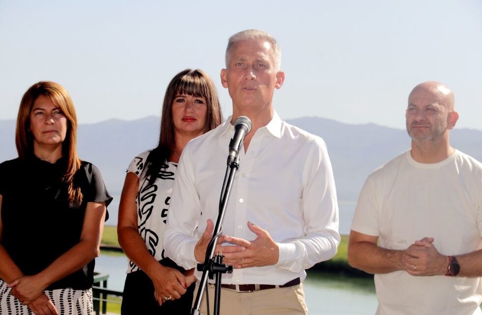 El intendente de Carlos Paz solicitó a la provincia una solución definitiva para el Lago San Roque