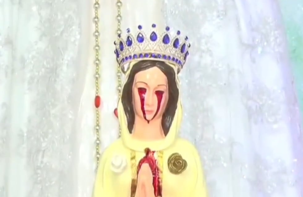 Aseguran que una Virgen llora sangre desde antes de la muerte del Papa Francisco: “Una señal”