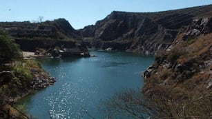 Una laguna de Córdoba será escenario del segundo parque acuático más grande de la provincia. (Ramiro Pereyra/Archivo).