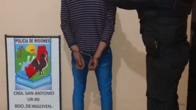 El sujeto intentó huir pero fue rápidamente detenido.