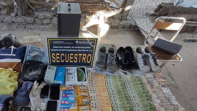 Se detuvieron a seis hombres mayores de edad, y secuestraron dinero en efectivo, drogas y otros elementos.