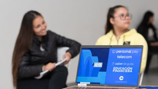 El programa de educación financiera "Saber de Guita" genera también contenido online dedicado y accesible, que contribuye a la divulgación de conocimientos sobre herramientas financieras.
