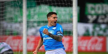 Lo grita el goleador. Pablo Vegetti puso en ventaja a Belgrano en Mataderos. (Federico López Claro / La Voz)