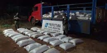 Decomisan más de siete toneladas de soja en El Soberbio.