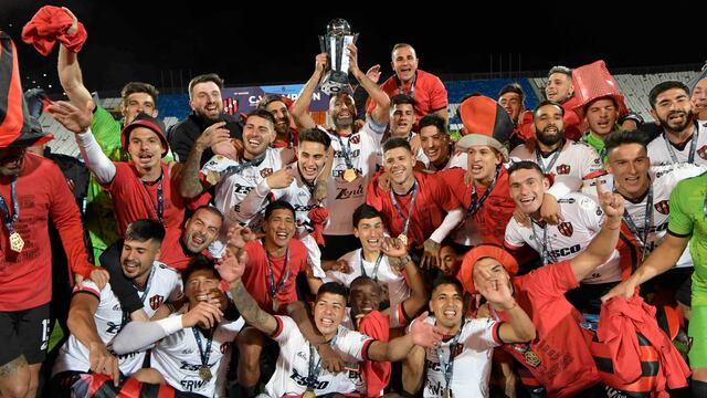 Final de la copa Argentina en el estadio Malvinas Argentinas, donde Patronato se consagró Campeón al vencer a talleres de Córdoba