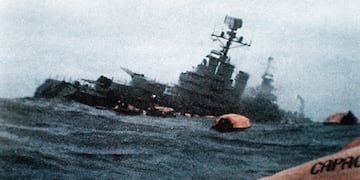 El hundimiento del crucero General Belgrano.