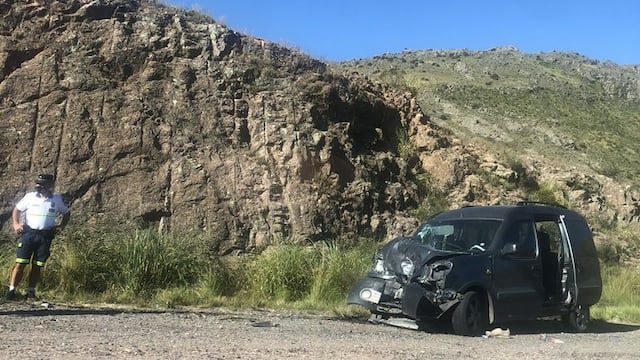 Una mujer falleció tras el impacto.