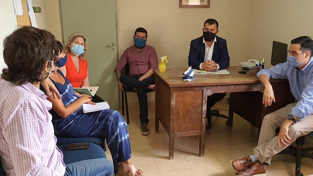 Reunión por vacunación en Azul