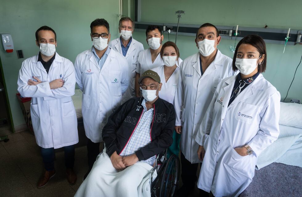 Realizaron el primer trasplante combinado de corazón y riñón en el hospital Central