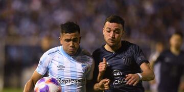 Con su primer gol en Talleres, Francisco Pizzini se perfila otra vez como titular (Telam).