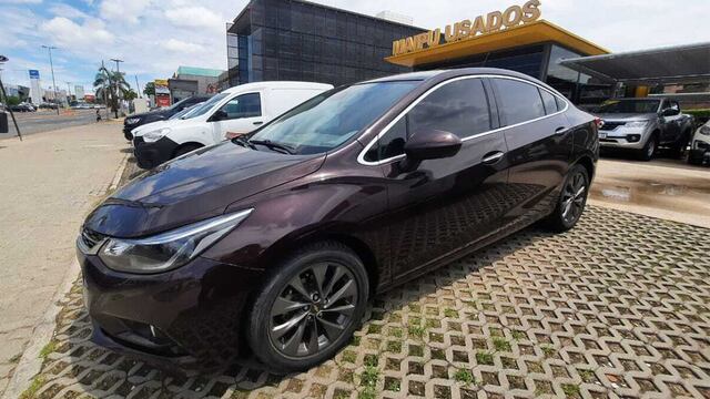 El gobierno revisará la información patrimonial de quienes compren autos de más de $5 millones