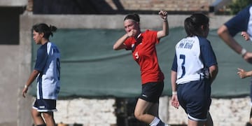 La puntaltense Sofía Mattos volvió a convertir para la Liga del Sur. (Foto: Emmanuel Briane-La Nueva).