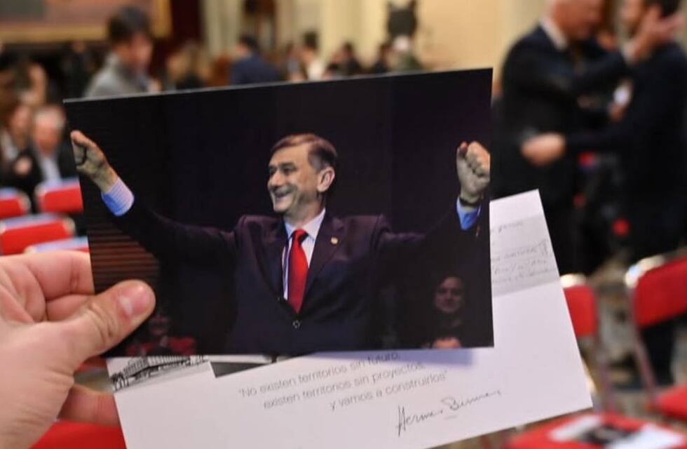 Emotivo homenaje a Hermes Binner en el Congreso, a dos años de su muerte