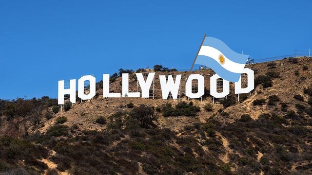 Bandera argentina en Hollywood.