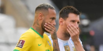 Neymar y Messi no pueden creer lo que pasó en San Pablo (ESPN)