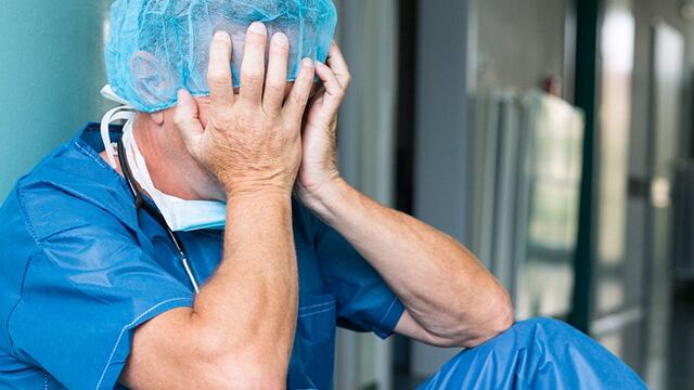 Crean grupos de apoyo psicológico por el gran agotamiento médico