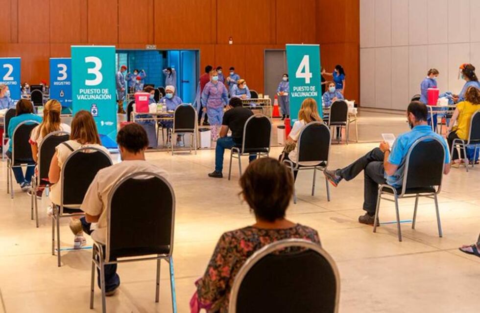 Casi 10 mil personas ya fueron inmunizadas contra el COVID-19 en Córdoba