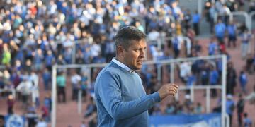 Fútbol Liga Profesional, Godoy Cruz Antonio Tomba vs Estudiantes de la Plata en el Estadio Malvinas Argentinas 
Diego Flores D.T. de Godoy CRuz
Foto: José Gutierrez / Los Andes