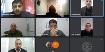 Brilloni junto al Comando Unificado en una reunión por Zoom