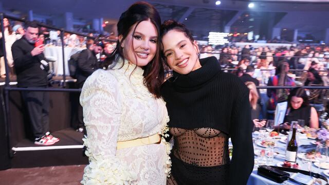 Rosalía recibió el Premio Billboard a Productora del Año y se lo dedicó a Lana Del Rey