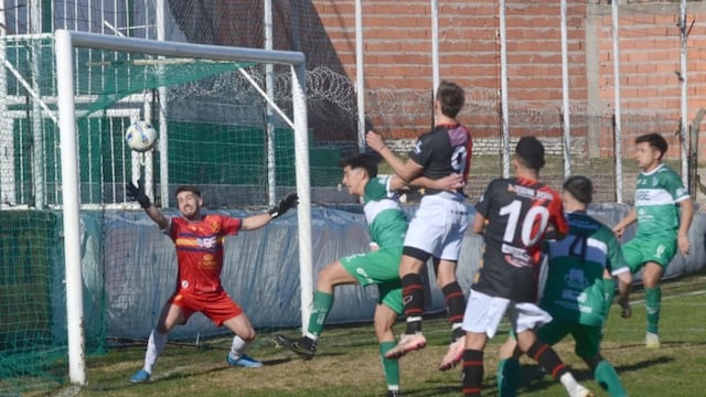 Sporting derrotó como visitante 1 a 0 a Bella Vista con gol de Franco Pane. (Foto: Andrea Castaño-La Nueva).