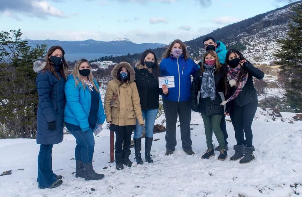 Se entregaron nuevos certificados de amojonamiento en la Urbanización San Martín