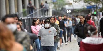 IFE. Cada pago le costó a las arcas del Estado unos 86.000 millones de pesos. (La Voz / Archivo)