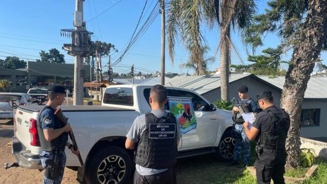 Bernardo de Irigoyen: la policía recuperó una camioneta que fue robada en Brasil.