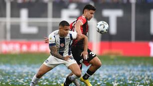 Talleres-Instituto, en duelo por la novena fecha de la Liga Profesional en el Kempes. (Facundo Luque / La Voz)