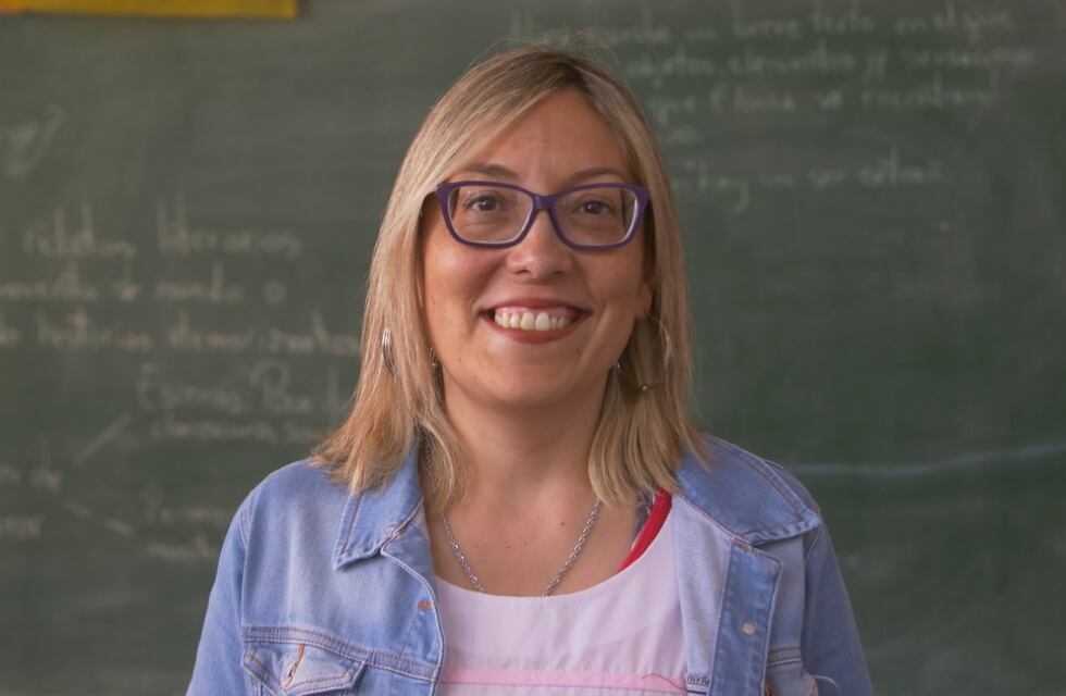 Innovación educativa: es docente rural e impulsa proyectos de lectura radial y obras de teatro para promover la inclusión