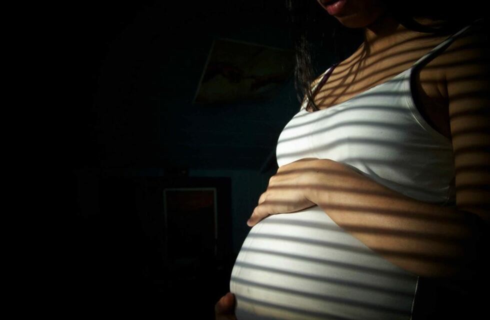 Dos hermanas, ambas embarazadas, se pelearon a punta de cuchillo