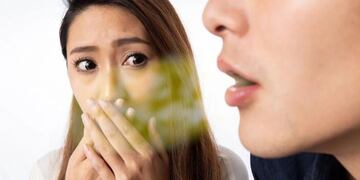 El truco y la infusión definitiva para eliminar el mal aliento en la mañana