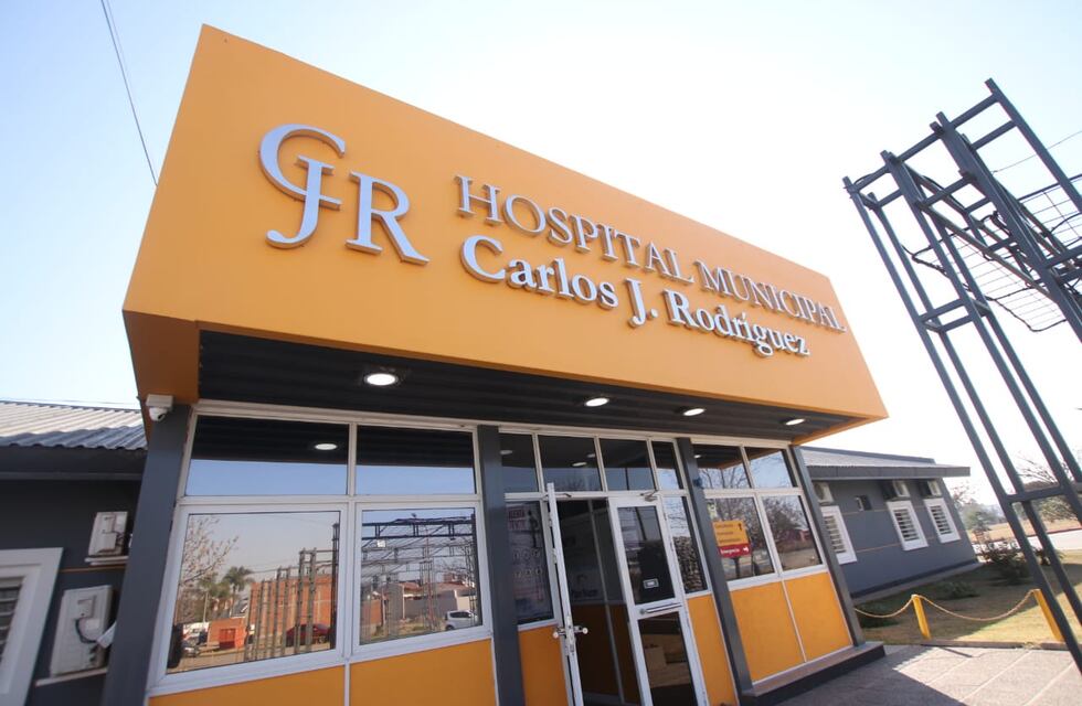 Tragedia en Córdoba: robó una camioneta y murió tras chocar con un poste