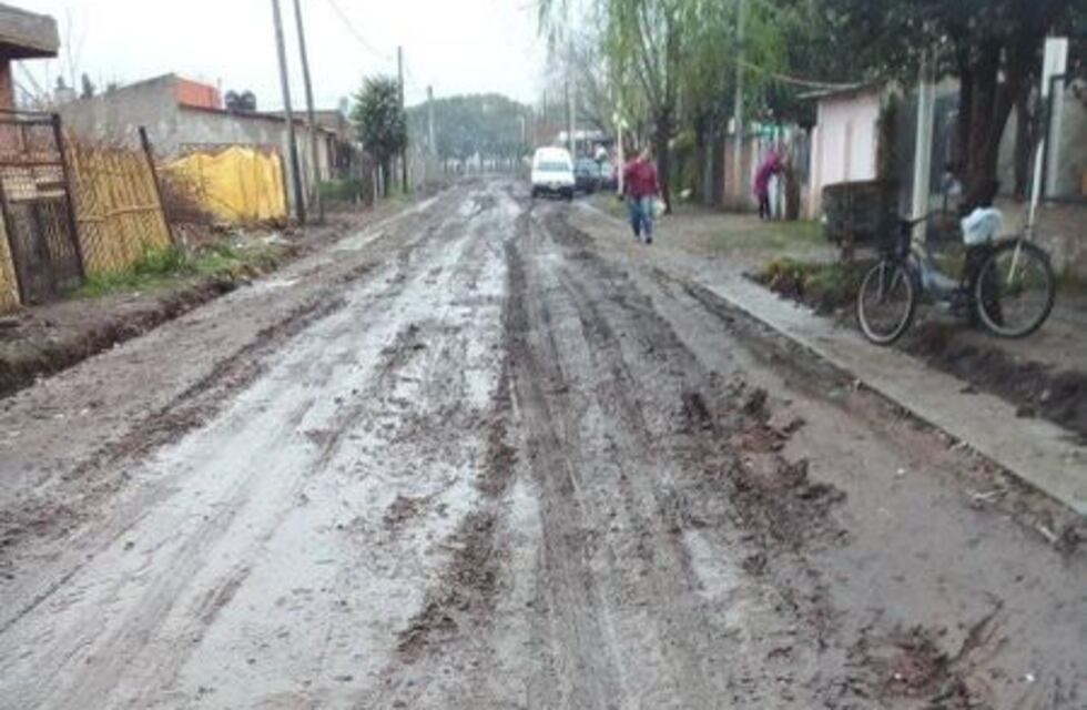Enojo por el estado de las calles de un barrio de Pérez: Villa América