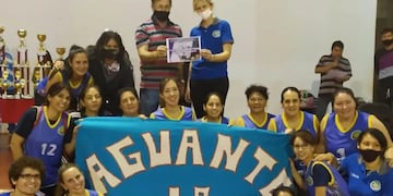 Semana de deporte en Wanda: culminó el campeonato de vóley femenino y futsal masculino