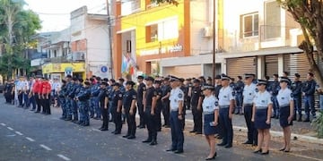 Homenaje y ascenso post mortem para el bombero que perdió la vida en un incendio en Posadas.