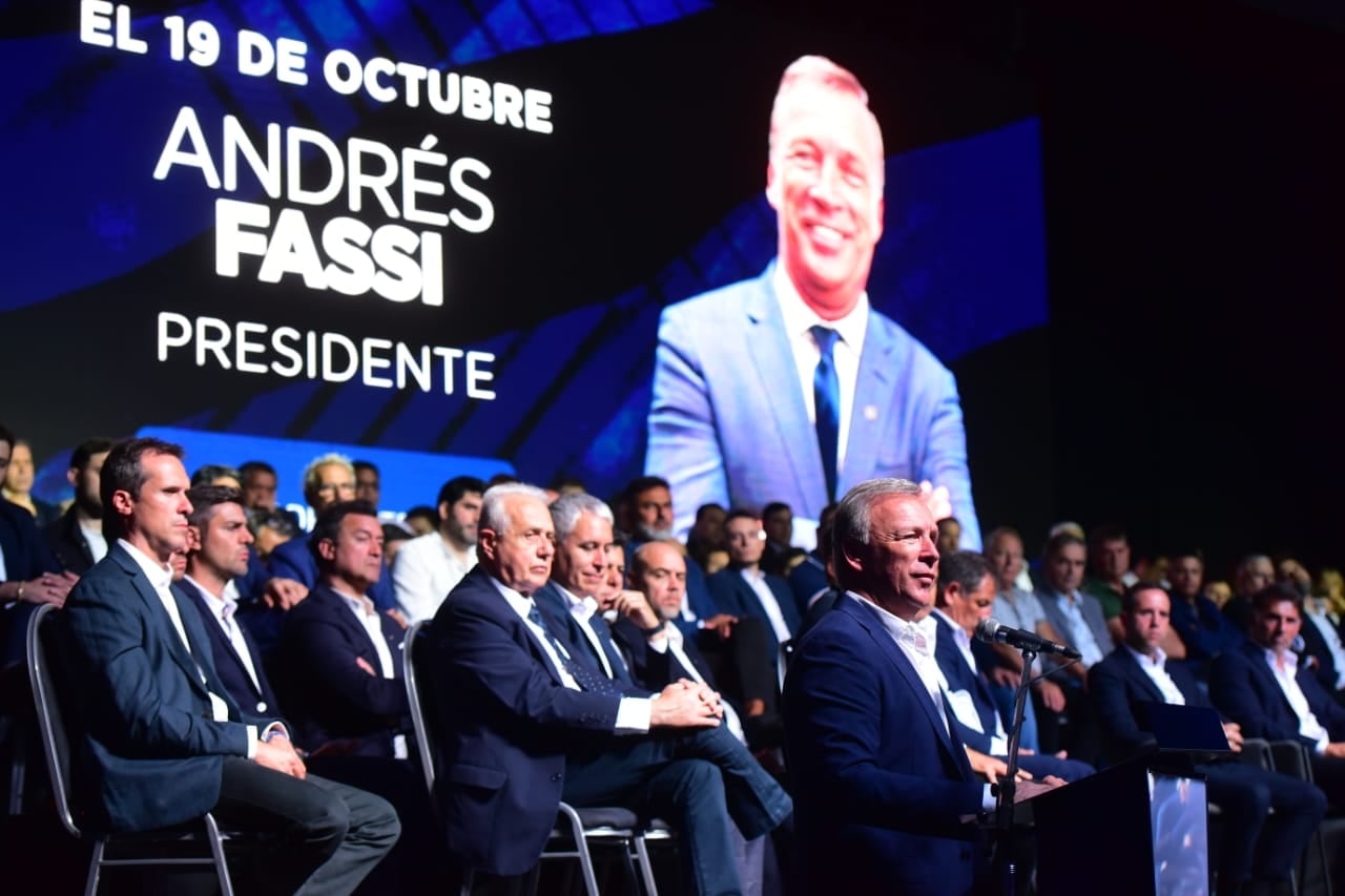 Presentación de la lista de Andrés Fassi para las elecciones de Talleres en el Centro de Convenciones Córdoba. Nicolás Bravo/La Voz)