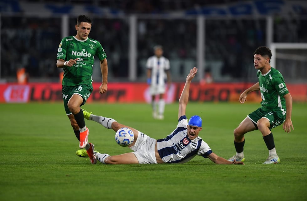 Talleres y Federico Girotti, por cabeza dura, ampliaron la ventaja en el Kempes