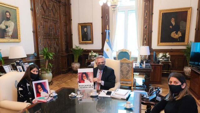 Buenos Aires. Familiares de Guadalupe Lucero se reunieron con el presidente Alberto Fernández (Presidencia).