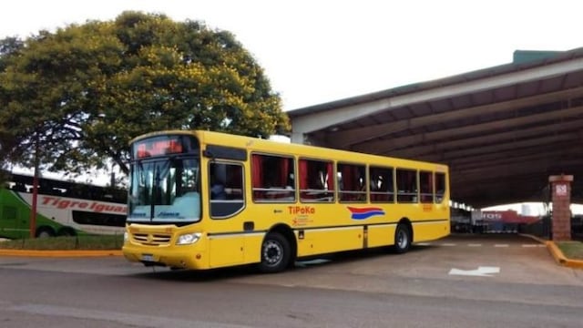 Las provincias podrían ver afectados sus servicios de transporte de corta y media distancia si no llegan los subsidios pactados por el Gobierno Nacional. Foto: Vía País.