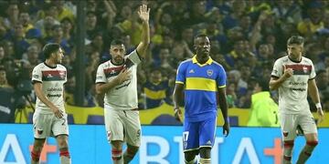 Wanchope Ábila le convirtió un gol a Boca y no lo festejó. El jueves, Colón recibe a Talleres (La Voz).