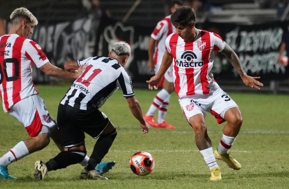 Instituto perdió al final del partido el amistoso con Wanderers en Uruguay