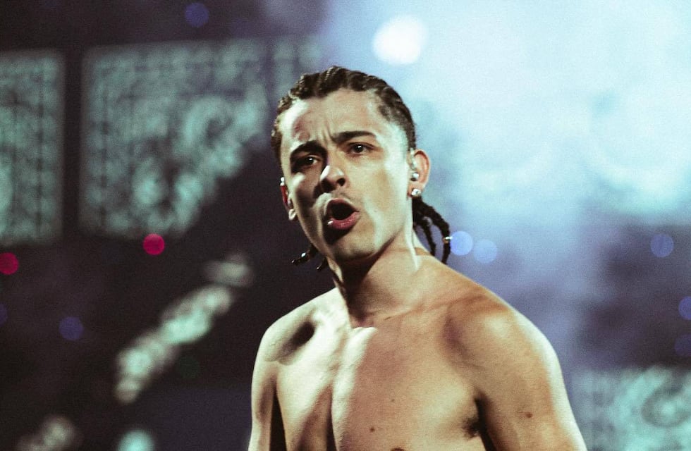 “No me dejan entrar”: La desopilante reacción de Trueno cuando se quedó afuera de los Latin Grammy 2024