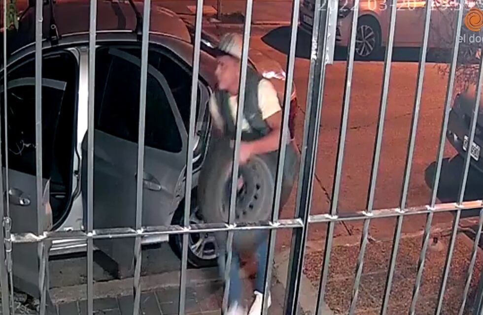 Inseguridad en Córdoba: le robaron la rueda de auxilio y otras pertenencias, en menos de dos minutos